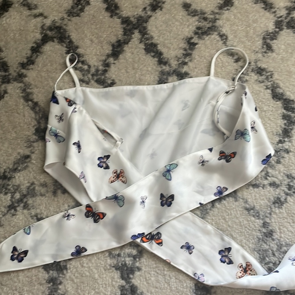 Forever 21 Butterfly Scarf Crop Top Women’s Small - Picture 2 of 2